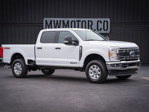 Used 2023 Ford F250 XLT w/ FX4 Off-Road Package image 1