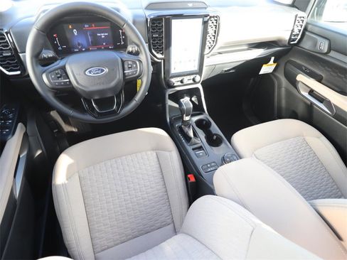 New 2025 Ford Ranger XLT w/ FX4 Off-Road Package image 8