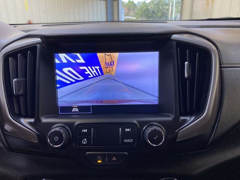 Used 2023 GMC Terrain AT4 image 41