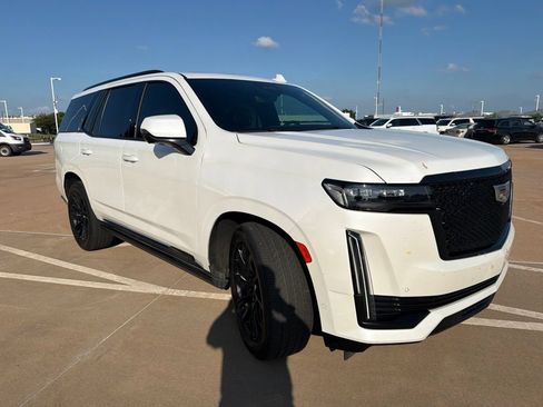 Used 2023 Cadillac Escalade Sport w/ LPO, ONYX Package RWD image 5