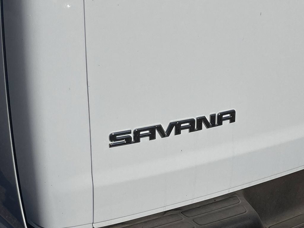 New 2025 GMC Savana 2500 Extended w/ Driver Convenience Package RWD image 31
