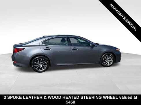 Used 2017 Lexus ES 350 w/ Luxury Package FWD image 8