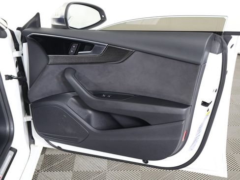 Used 2022 Audi S5 Premium image 25