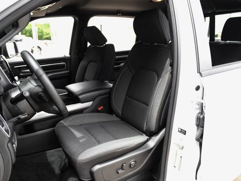 Used 2023 RAM 1500 Big Horn AWD/4WD image 8