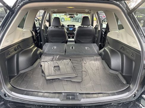 Used 2019 Subaru Forester Limited image 17