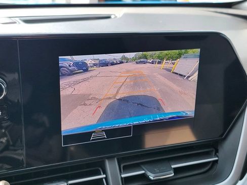Used 2026 Chevrolet Trax LS w/ LS Convenience Package FWD image 19
