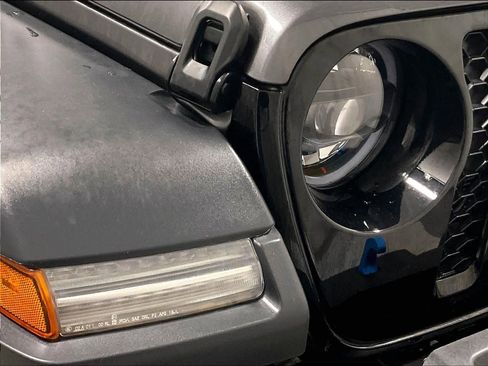 Used 2023 Jeep Wrangler Unlimited w/ Cold Weather Group image 31