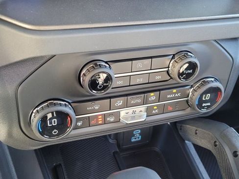 New 2025 Ford Bronco Badlands image 53