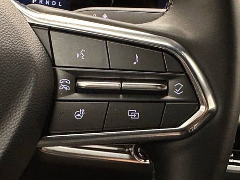 Used 2025 Chevrolet Equinox LT image 11