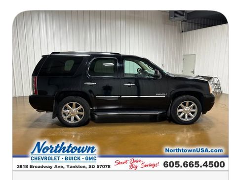 Used 2013 GMC Yukon Denali AWD/4WD image 7