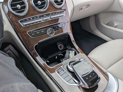Used 2015 Mercedes-Benz C 300 C 300 image 21