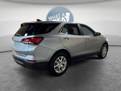 Used 2023 Chevrolet Equinox LT AWD/4WD image 3
