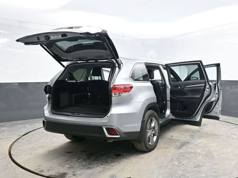 Used 2019 Toyota Highlander Limited Platinum image 48