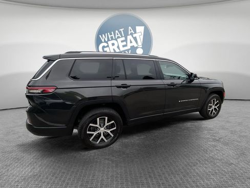 Used 2023 Jeep Grand Cherokee L Limited w/ Trailer Tow Group (B) AWD/4WD image 3
