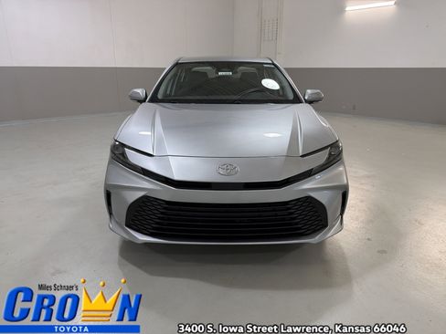 New 2026 Toyota Camry LE FWD image 2