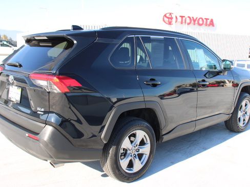 Certified 2022 Toyota RAV4 XLE image 3