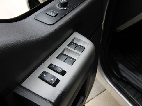 Used 2015 Ford F350 Lariat AWD/4WD image 20