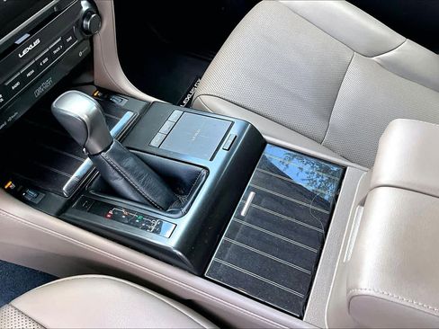 Used 2023 Lexus GX 460 Premium AWD/4WD image 17