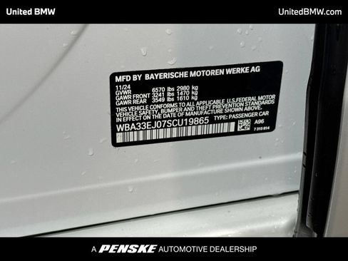 Used 2025 BMW 760i xDrive AWD/4WD image 15