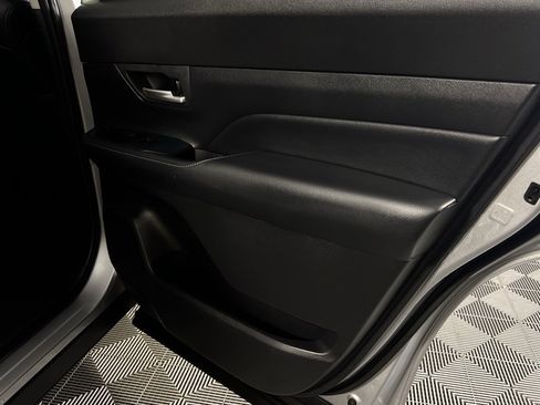 Used 2025 Toyota Grand Highlander AWD image 31