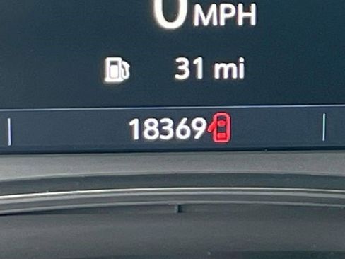 Certified 2023 Chevrolet Traverse LT image 27