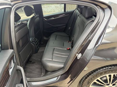 Used 2018 BMW 530i RWD image 29