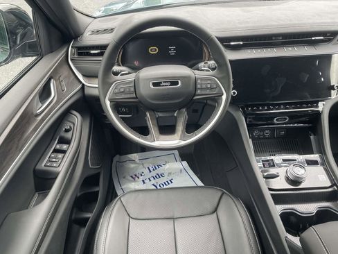 New 2026 Jeep Grand Cherokee Limited AWD/4WD image 21