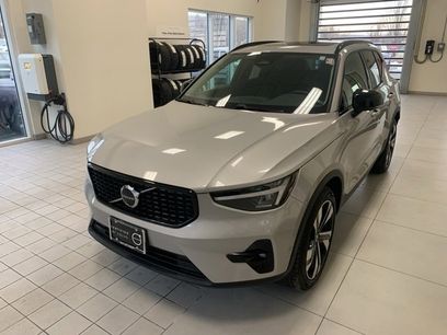 Certified 2025 Volvo XC40 B5 Plus
