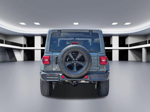 Used 2020 Jeep Wrangler Unlimited Sahara AWD/4WD image 5