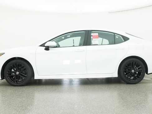 New 2026 Toyota Camry SE image 19