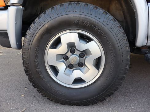 Used 2002 Chevrolet Blazer LS w/ Preferred Equipment Group AWD/4WD image 32