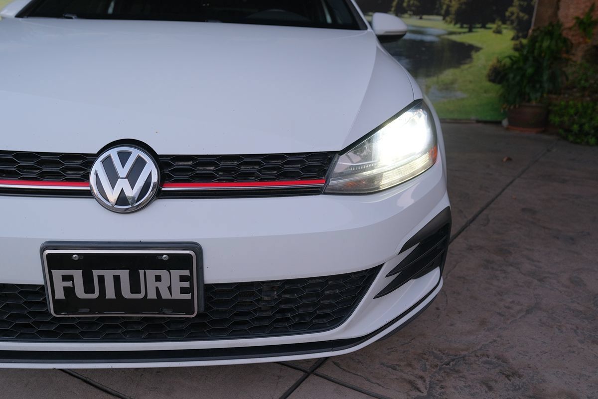 Used 2018 Volkswagen GTI S FWD image 41