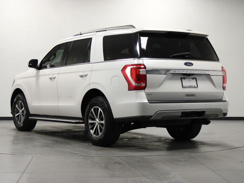 Used 2019 Ford Expedition XLT w/ Equipment Group 202A RWD image 6