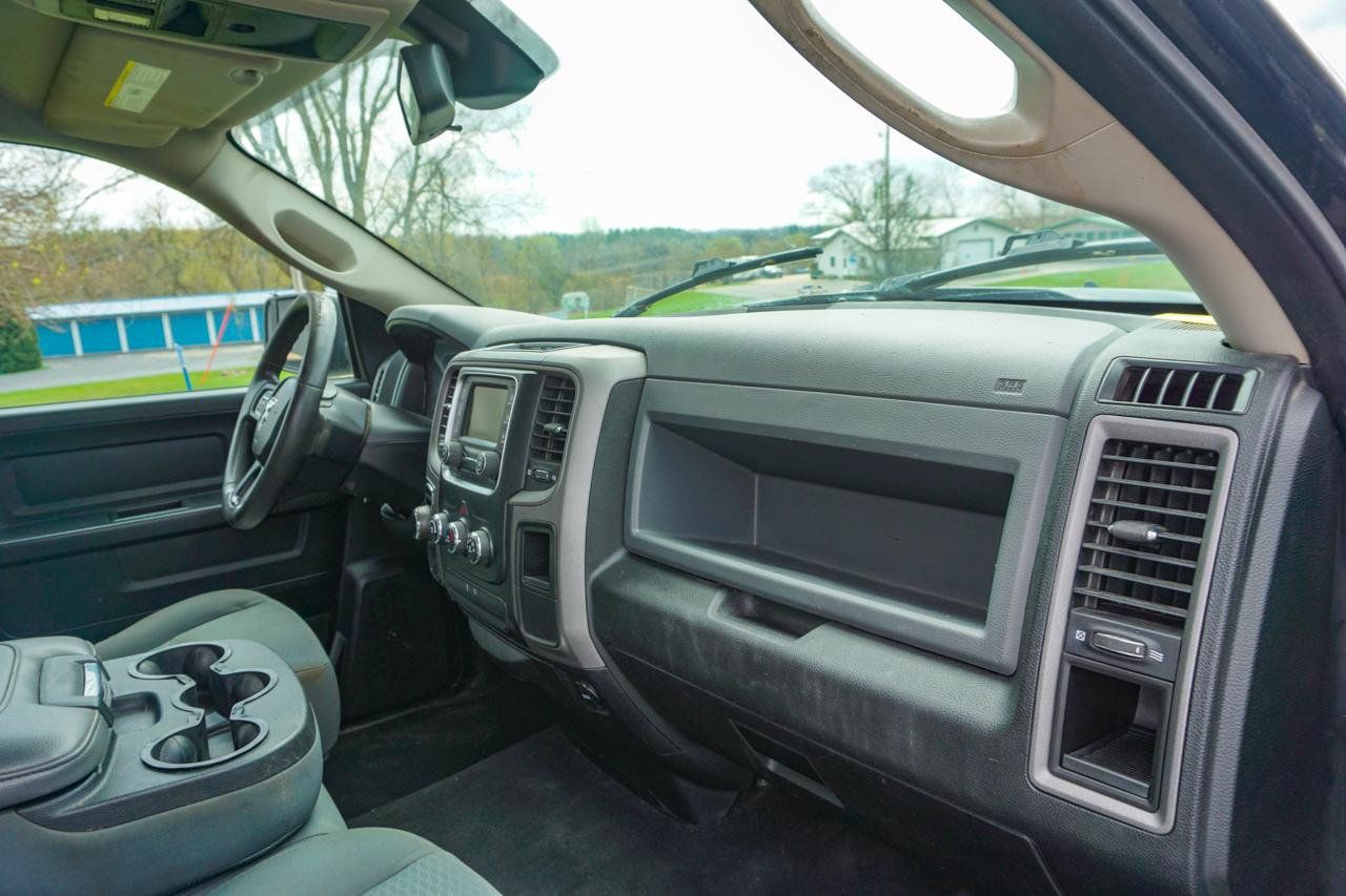 Used 2016 RAM 1500 Express w/ Black Ram 1500 Express Group AWD/4WD image 18