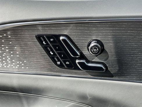 New 2026 Cadillac Lyriq V image 23