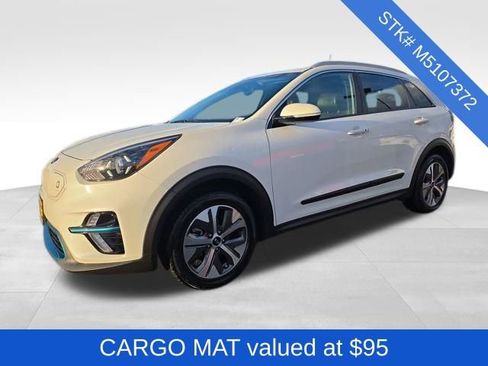 Used 2021 Kia Niro EX image 3