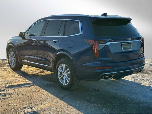 Used 2025 Cadillac XT6 Luxury image 5