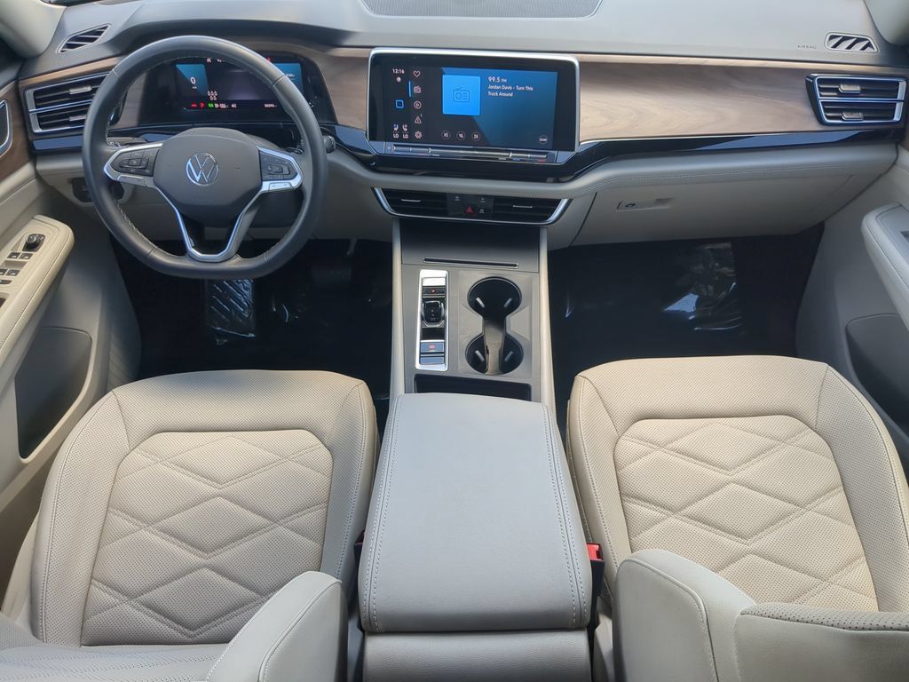 Certified 2024 Volkswagen Atlas SE FWD image 12