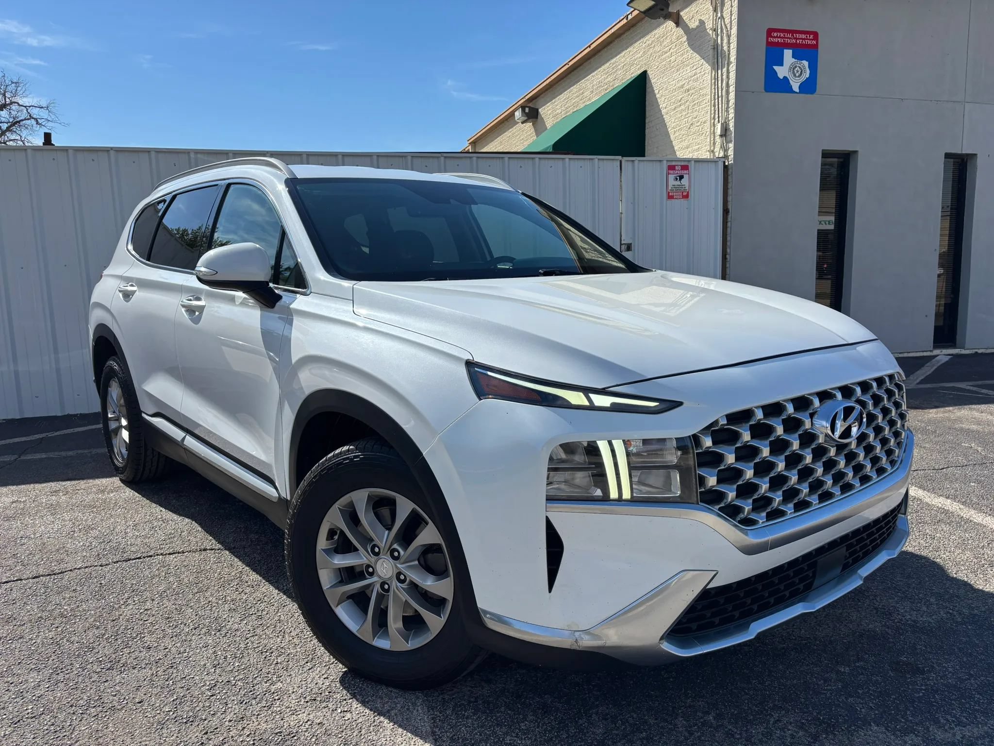Used 2021 Hyundai Santa Fe SEL w/ Convenience Package FWD image 9