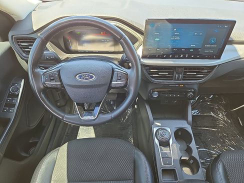Used 2023 Ford Escape SE FWD image 18