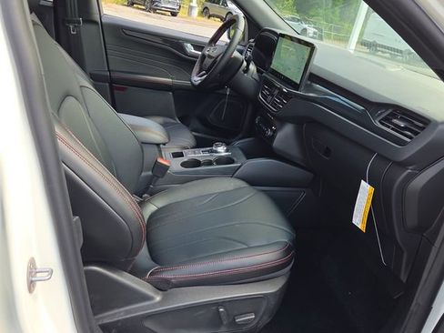 New 2025 Ford Escape ST-Line Elite w/ Premium Technology Package AWD/4WD image 17