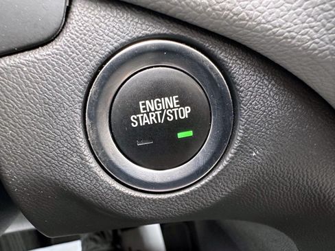 Used 2023 Chevrolet Equinox LS w/ LS Convenience Package AWD/4WD image 20