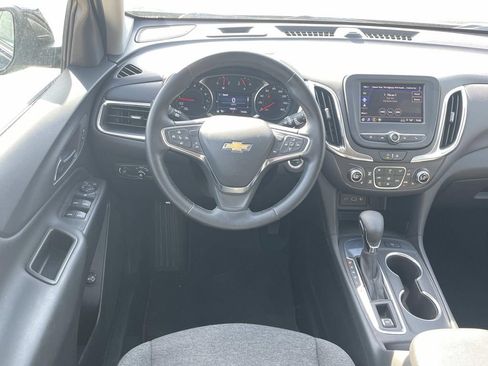 Used 2024 Chevrolet Equinox LT FWD image 11