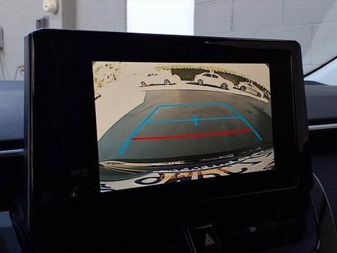 Certified 2024 Toyota Corolla LE image 9