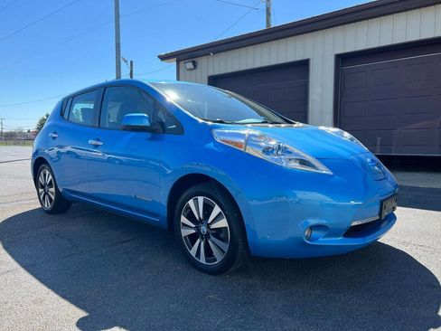 Used 2014 Nissan Leaf SL w/ Premium Package image 6
