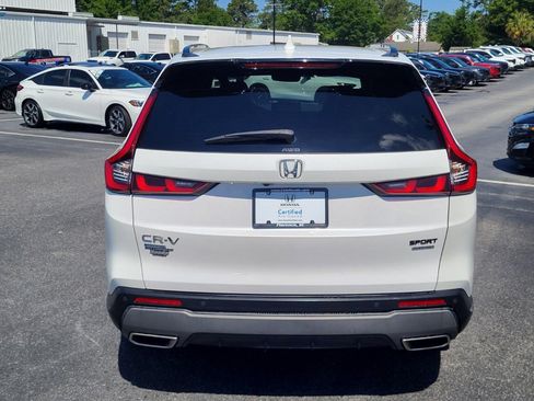 Used 2024 Honda CR-V Sport Touring image 3