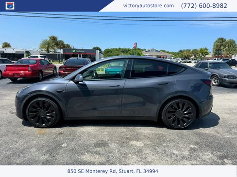 Used 2022 Tesla Model Y Performance AWD/4WD image 4