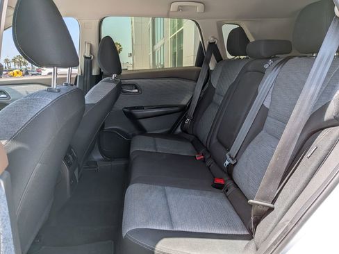Used 2023 Nissan Rogue SV FWD image 24