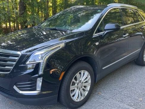 Used 2019 Cadillac XT5 FWD image 1