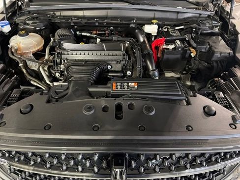 Used 2024 Lincoln Nautilus Premier w/ Equipment Group 102A image 24